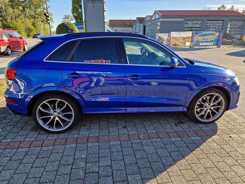 Blau Gebraucht 2015 Audi RS Q3 SUV | 23.990 € (Fairer Preis) - Bild 1/4