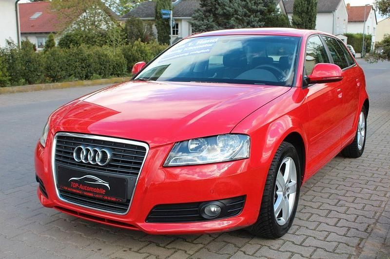 Gebraucht Audi A3 Attraction 125 PS (91 kW) 2009 Rot Kleinwagen