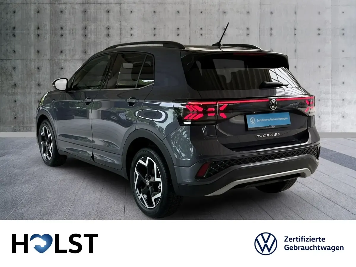 Gebraucht VW T-Cross R-line 150 PS (110 kW) 2025 Grau SUV
