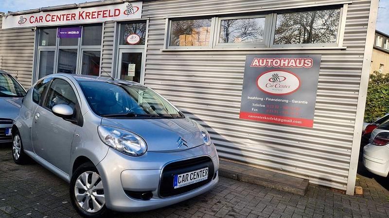 Grau Gebraucht 2011 Citroën C1 Kleinwagen | 2.400 € - Bild 1/4