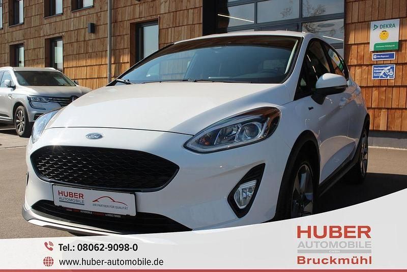 Frost weiß Gebraucht 2020 Ford Fiesta Active Kleinwagen | 13.890 € (Fairer Preis) - Bild 1/4