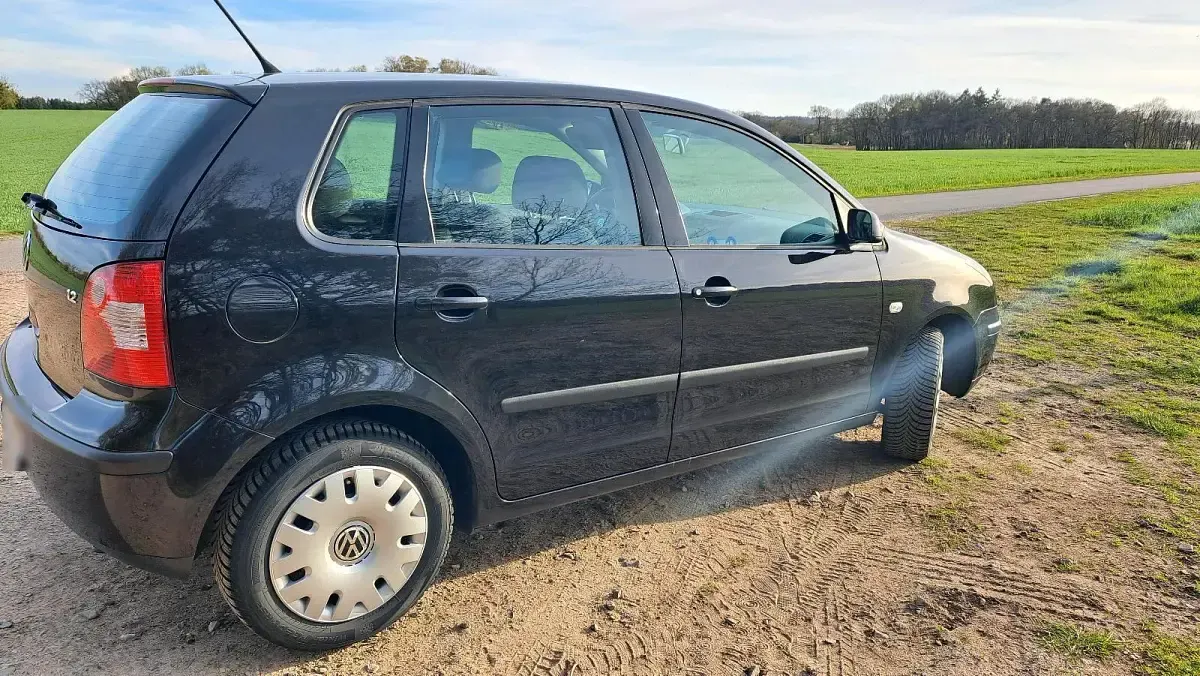 Usata VW Polo Comfortline 47 CV (34 kW) 2003 Nero Utilitaria