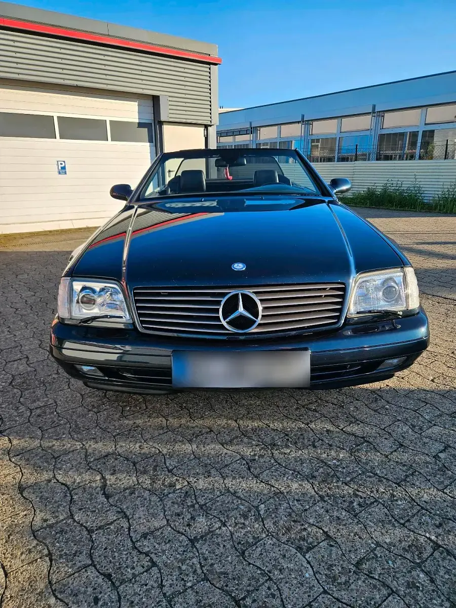 Gebraucht Mercedes SL500 306 PS (225 kW) 1999 Andere farben Cabrio