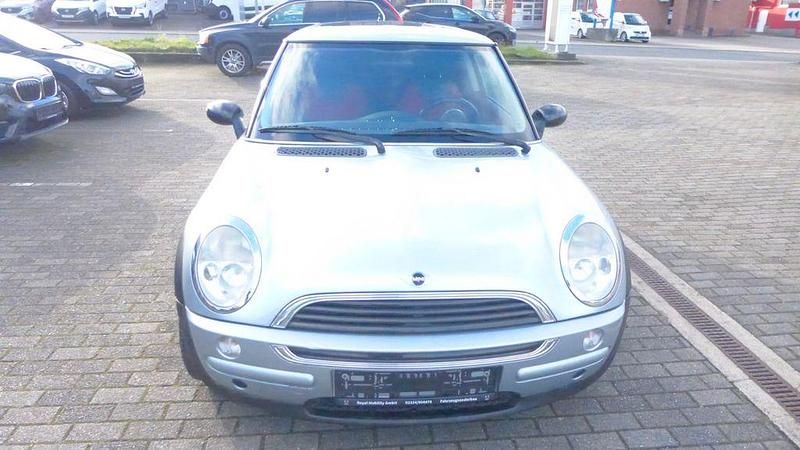 Gebraucht Mini ONE 90 PS (66 kW) 2002 Silber Kleinwagen