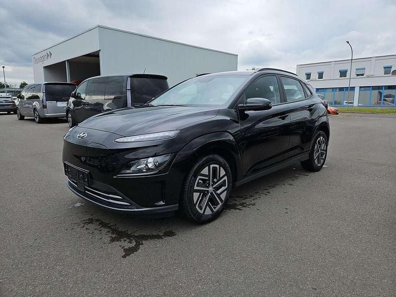 Dive in jeju Gebraucht 2023 Hyundai Kona Select SUV | 26.480 € (Fairer Preis) - Bild 1/4