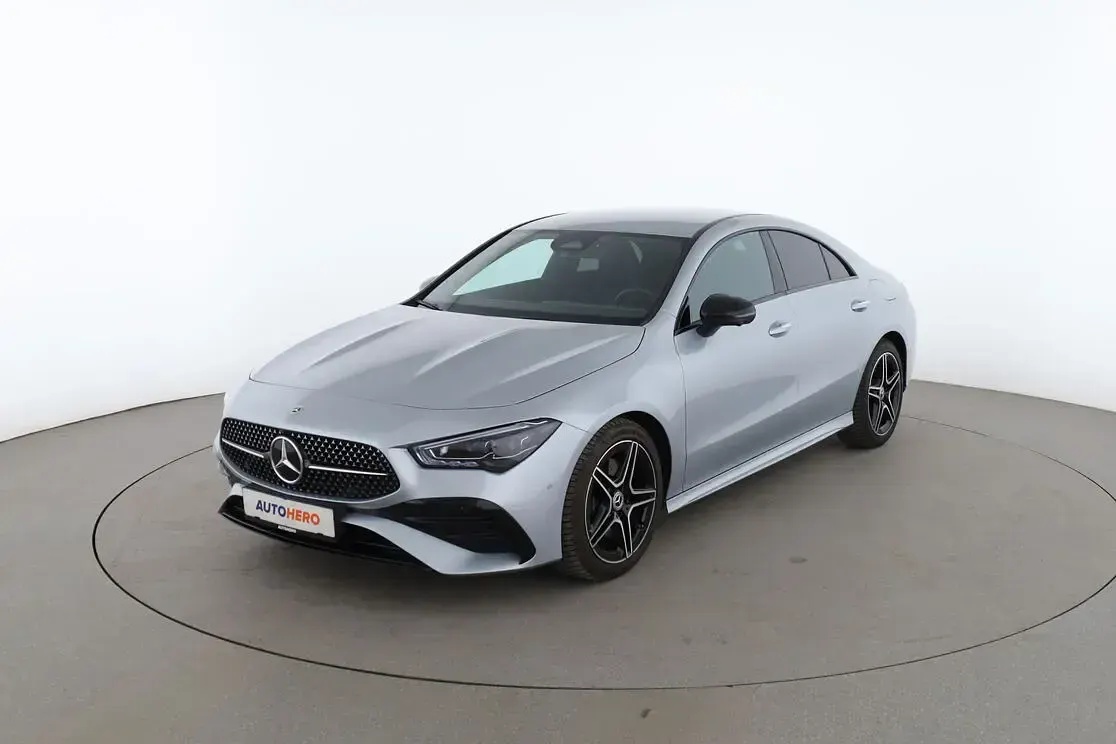 Gebraucht Mercedes CLA200 AMG line 177 PS (130 kW) 2025 Limousine