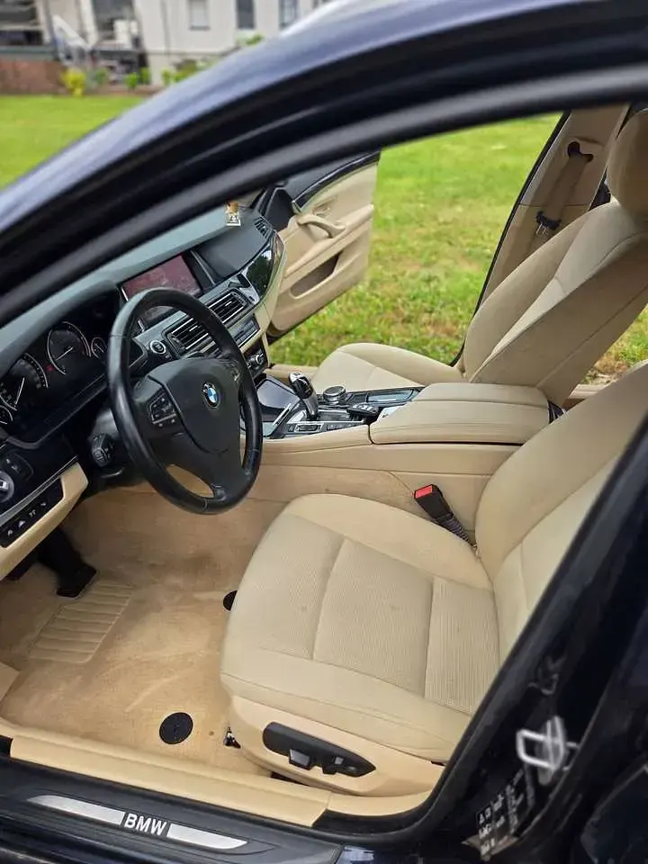 Gebraucht BMW 525 218 PS (160 kW) 2015 Blau Kombi