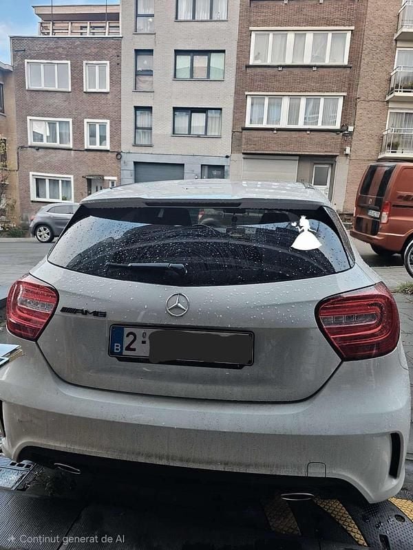 Gebraucht Mercedes A180 109 PS (80 kW) 2015 Weiß Kleinwagen