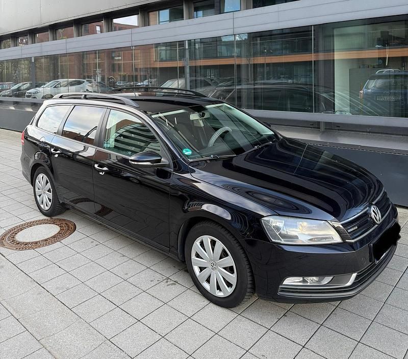 Gebraucht VW Passat 105 PS (77 kW) 2014 Schwarz Kombi