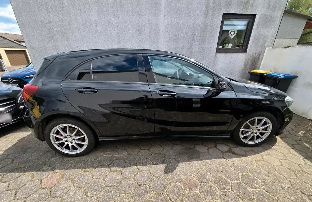 Gebraucht Mercedes A160 102 PS (75 kW) 2016 Schwarz Kleinwagen