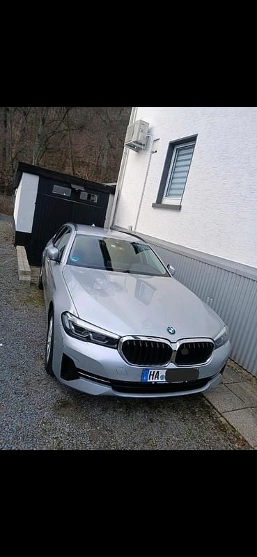 Gebraucht BMW 530 286 PS (210 kW) 2021 Silber Kombi