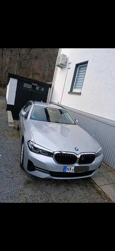 Gebraucht 2021 BMW 530 Kombi | 29.990 € (Superpreis) - Bild 1/4