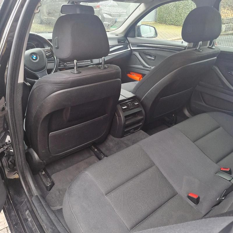 Gebraucht BMW 520 190 PS (139 kW) 2016 Schwarz Limousine