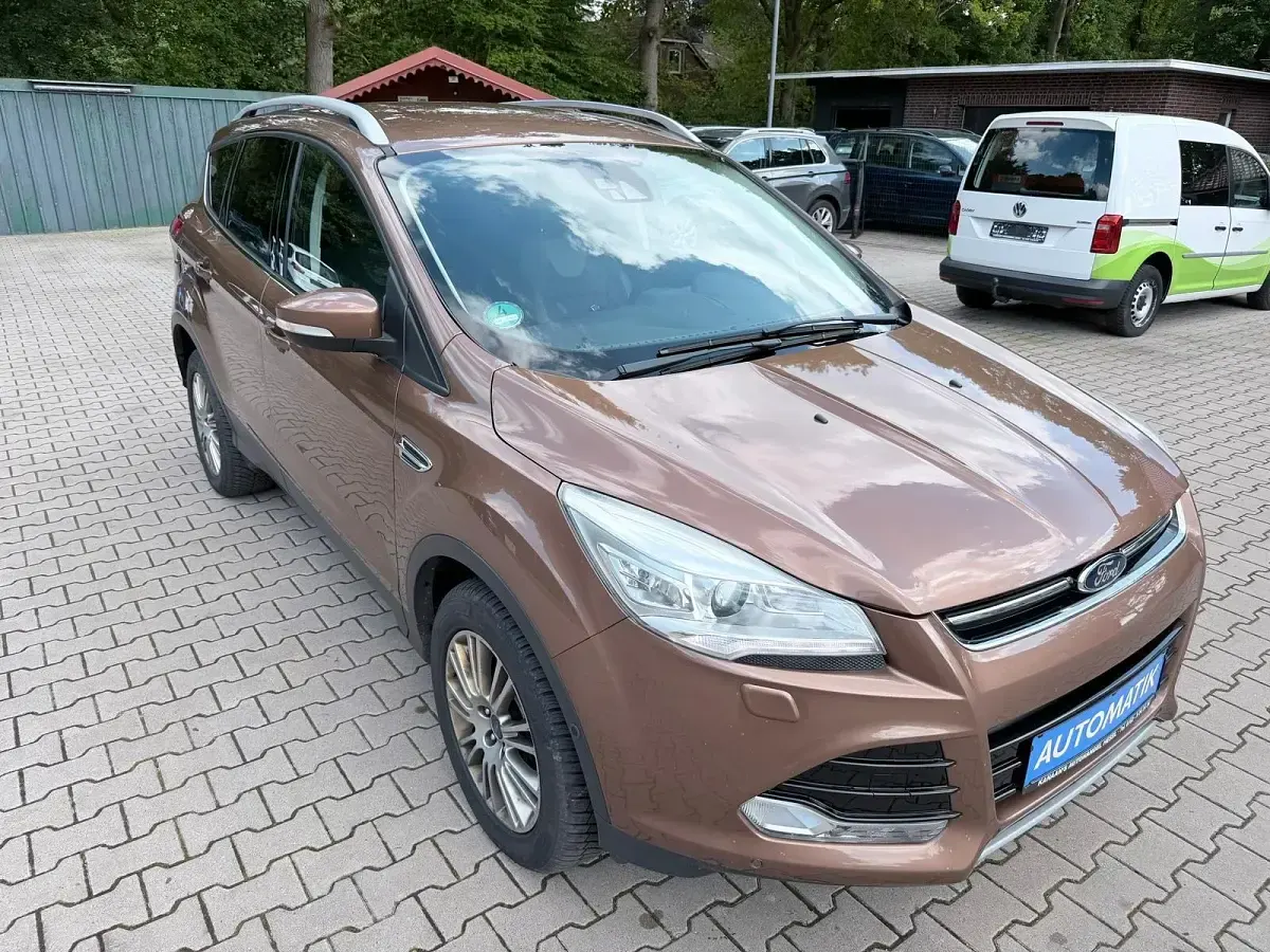 Gebraucht Ford Kuga Titanium 163 PS (119 kW) 2014 Braun SUV