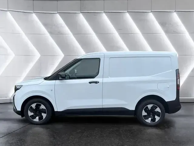 Neu Ford Transit Courier Trend 100 kW (136 PS) 2026 Weiss Van