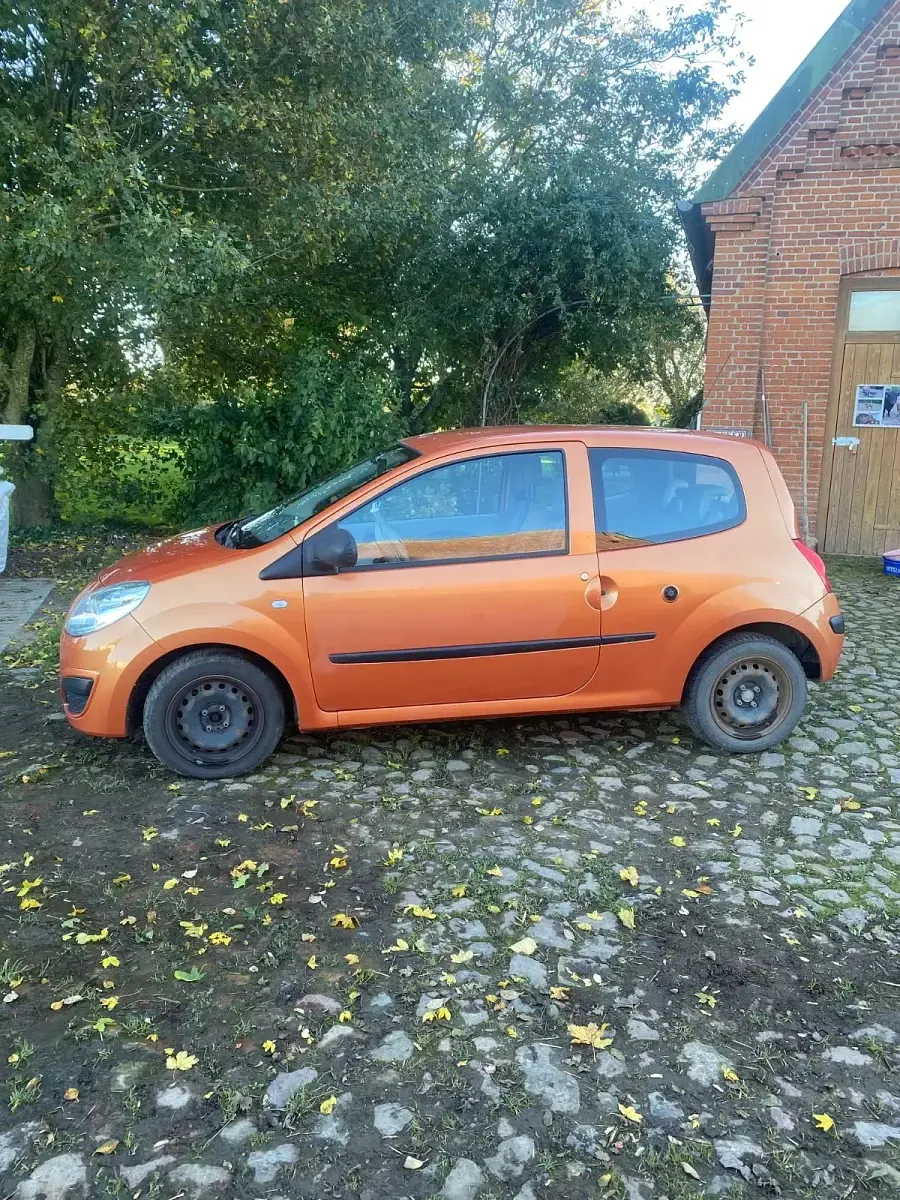 Gebraucht Renault Twingo 58 PS (42 kW) 2007 Orange Kleinwagen