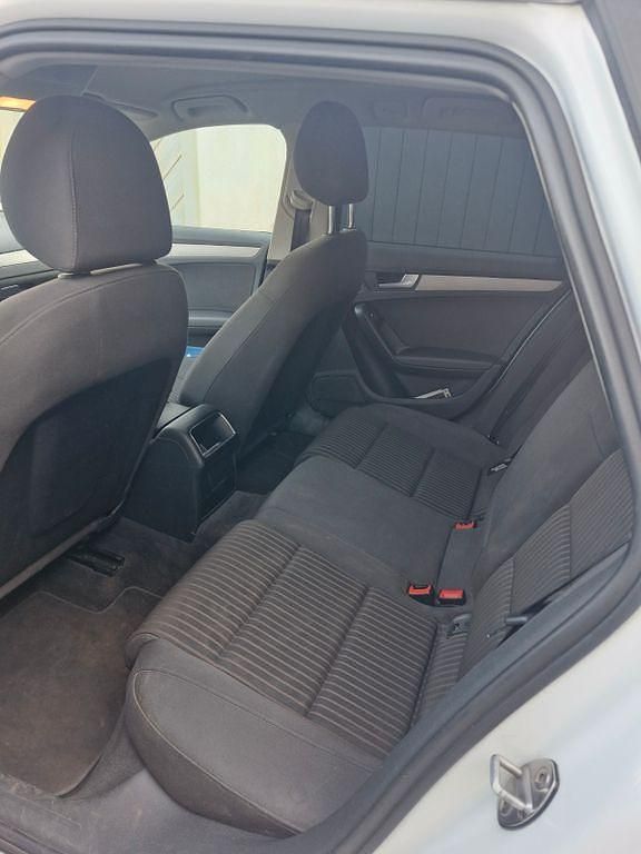 Gebraucht Audi A4 Ambiente 150 PS (110 kW) 2014 Weiß Kombi