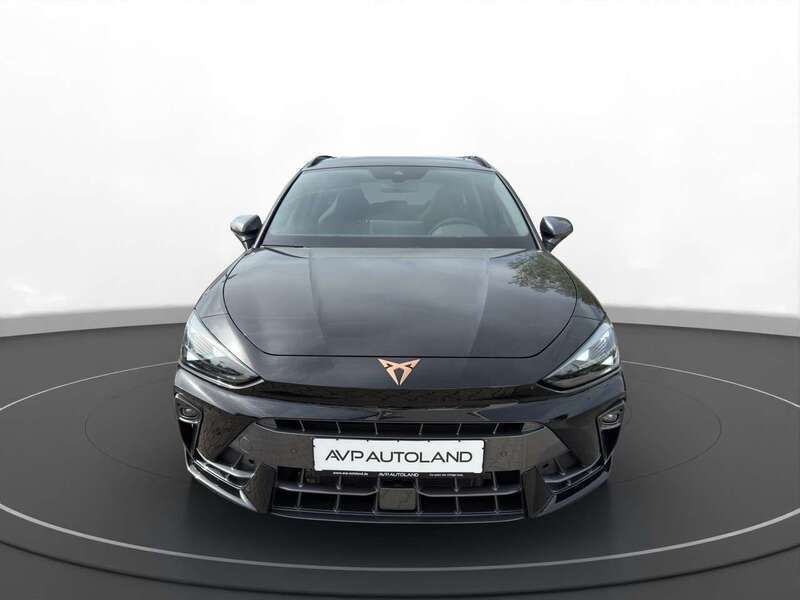 Gebraucht Cupra Leon 150 PS (110 kW) 2024 Mitternachtsschwarz Kombi
