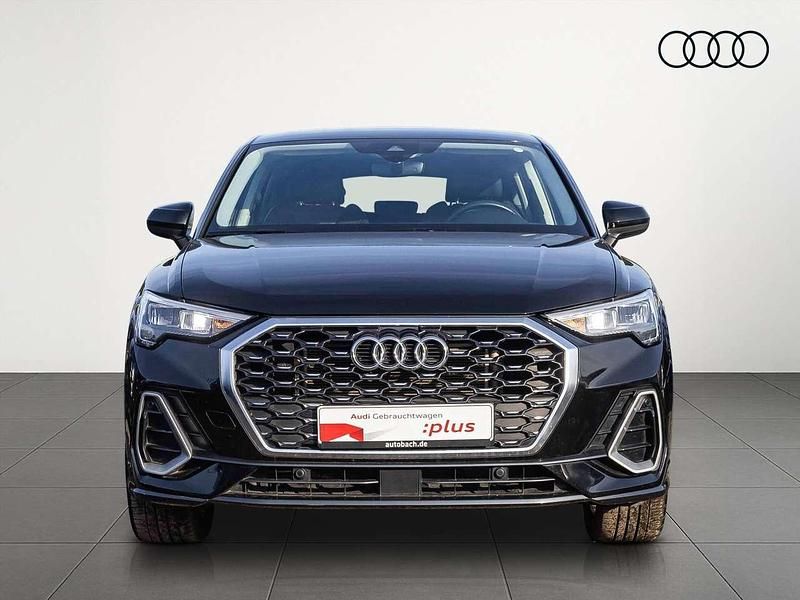 Gebraucht Audi Q3 S-Line 150 PS (110 kW) 2023 Mythosschwarz metallic SUV