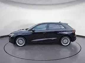 Gebraucht Audi A3 Advanced Plus 150 PS (110 kW) 2024 Brillantschwarz Kombi