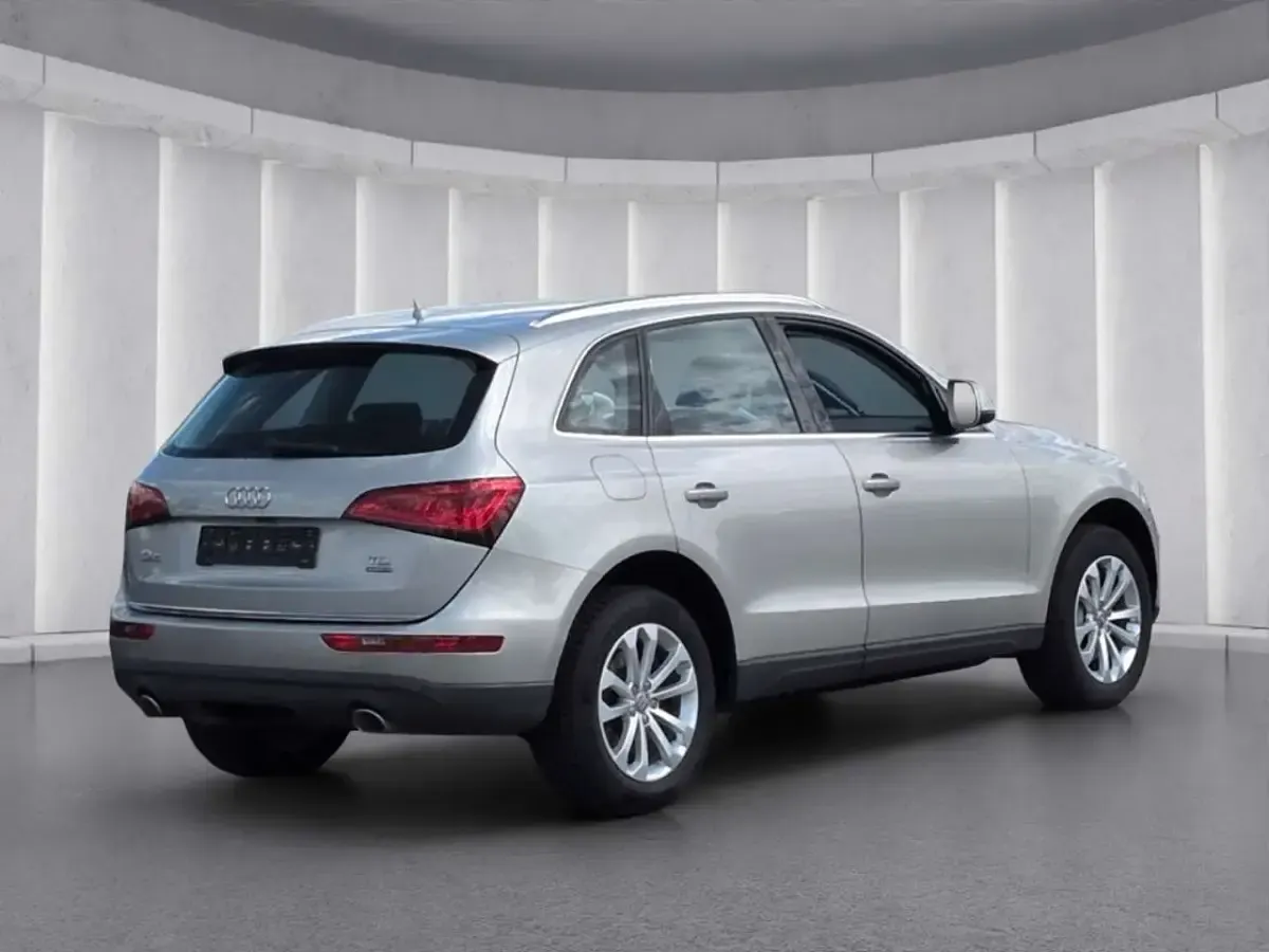 Second-hand Audi Q5 Advanced 258 CP (189 kW) 2015 Argintiu SUV