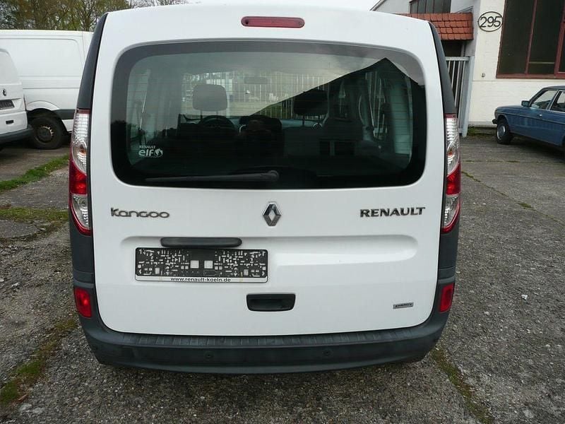 Second-hand Renault Kangoo 75 CP (55 kW) 2016 Alb Monovolum