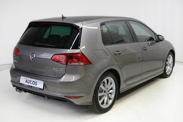 Gebraucht VW Golf VII Highline 150 PS (110 kW) 2016 Grau metallic Limousine