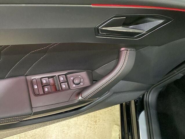 Gebraucht Cupra Leon 150 PS (110 kW) 2024 Schwarz Kombi