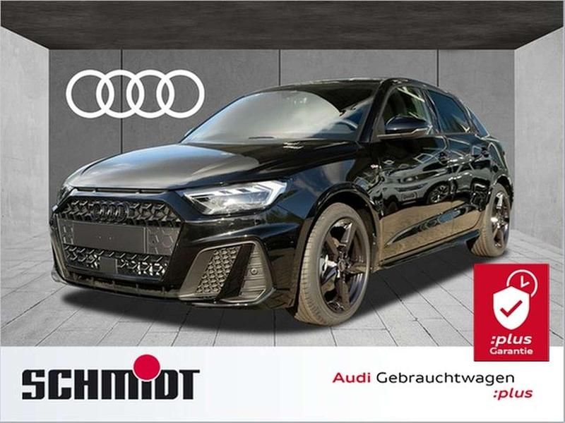 Mythosschwarz metallic Gebraucht 2024 Audi A1 Sportback S-Line Kleinwagen | 30.250 € (Teuer) - Bild 1/3