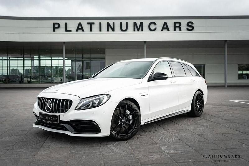 Weiß Gebraucht 2018 Mercedes C63 AMG AMG Limousine | 48.212 € (Fairer Preis) - Bild 1/4