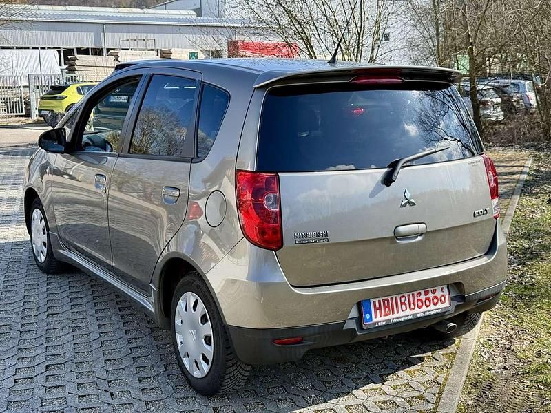Second-hand Mitsubishi Colt Motion 95 CP (69 kW) 2011 Gri Hatchback