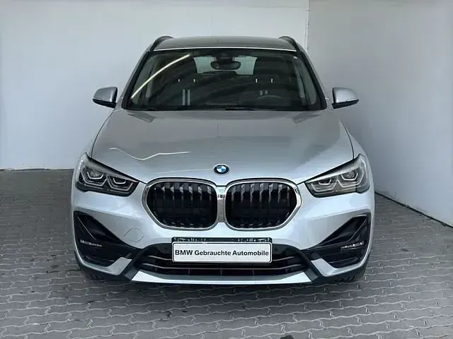 Gebraucht BMW X1 Sport Line 150 PS (110 kW) 2020 Silber SUV