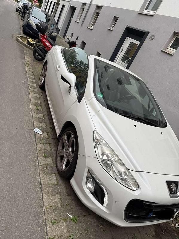 Weiß Gebraucht 2012 Peugeot 308 CC Cabrio | 6.300 € (Fairer Preis) - Bild 1/4