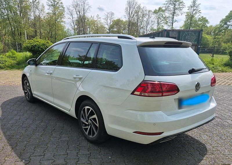 Gebraucht VW Golf VII 116 PS (85 kW) 2019 Weiß Kombi