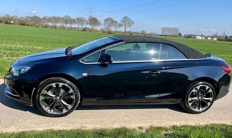 Gebraucht Opel Cascada Ultimate 200 PS (147 kW) 2018 Blau Cabrio