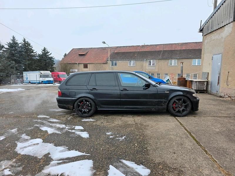 Gebraucht BMW 320 M Sport 150 PS (110 kW) 2003 Schwarz Kombi