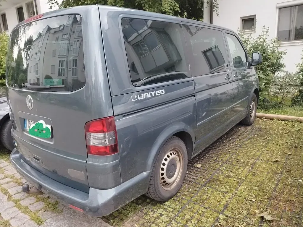 Gebraucht VW Multivan 174 PS (127 kW) 2009 Grau Van / Kleinbus