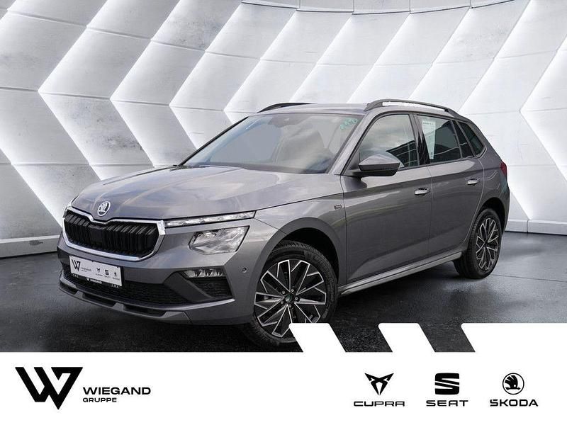 Grau Neu 2025 Skoda Kamiq Tour SUV | 30.717 € (Etwas zu teuer) - Bild 1/4
