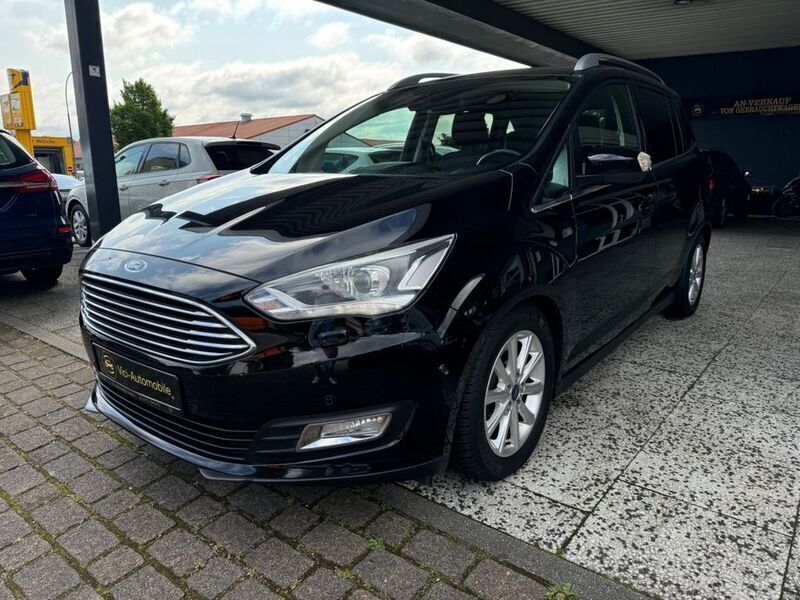 Schwarz Gebraucht 2016 Ford Grand C-Max Titanium Van / Kleinbus | 12.350 € (Fairer Preis) - Bild 1/4
