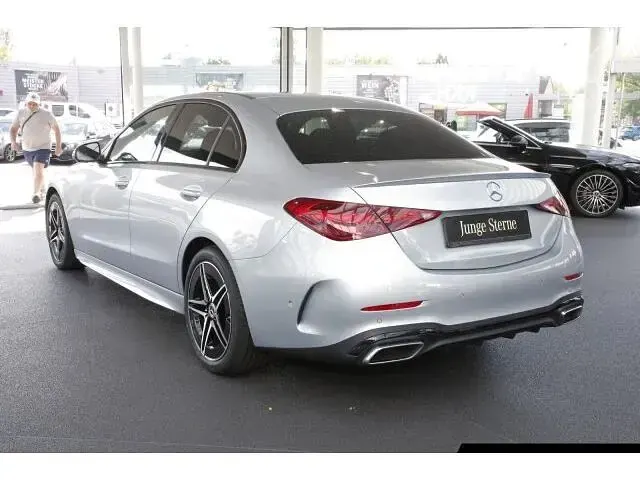 Gebraucht Mercedes C180 AMG line 170 PS (125 kW) 2025 Silber Limousine
