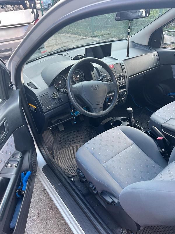 Gebraucht Hyundai Getz 65 PS (47 kW) 2005 Grau Kleinwagen
