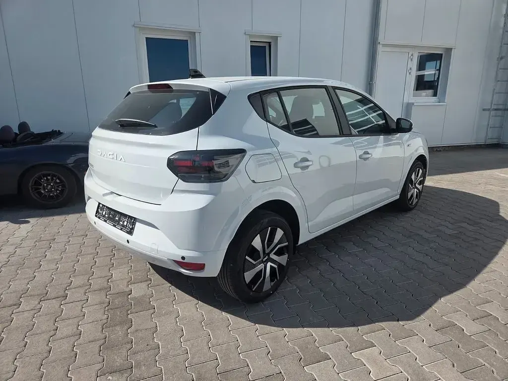 Neu Dacia Sandero Expression 101 PS (74 kW) 2026 Weiß Limousine