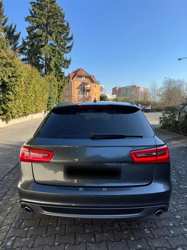 Gebraucht Audi A6 S-line plus 313 PS (230 kW) 2012 Grau Kombi