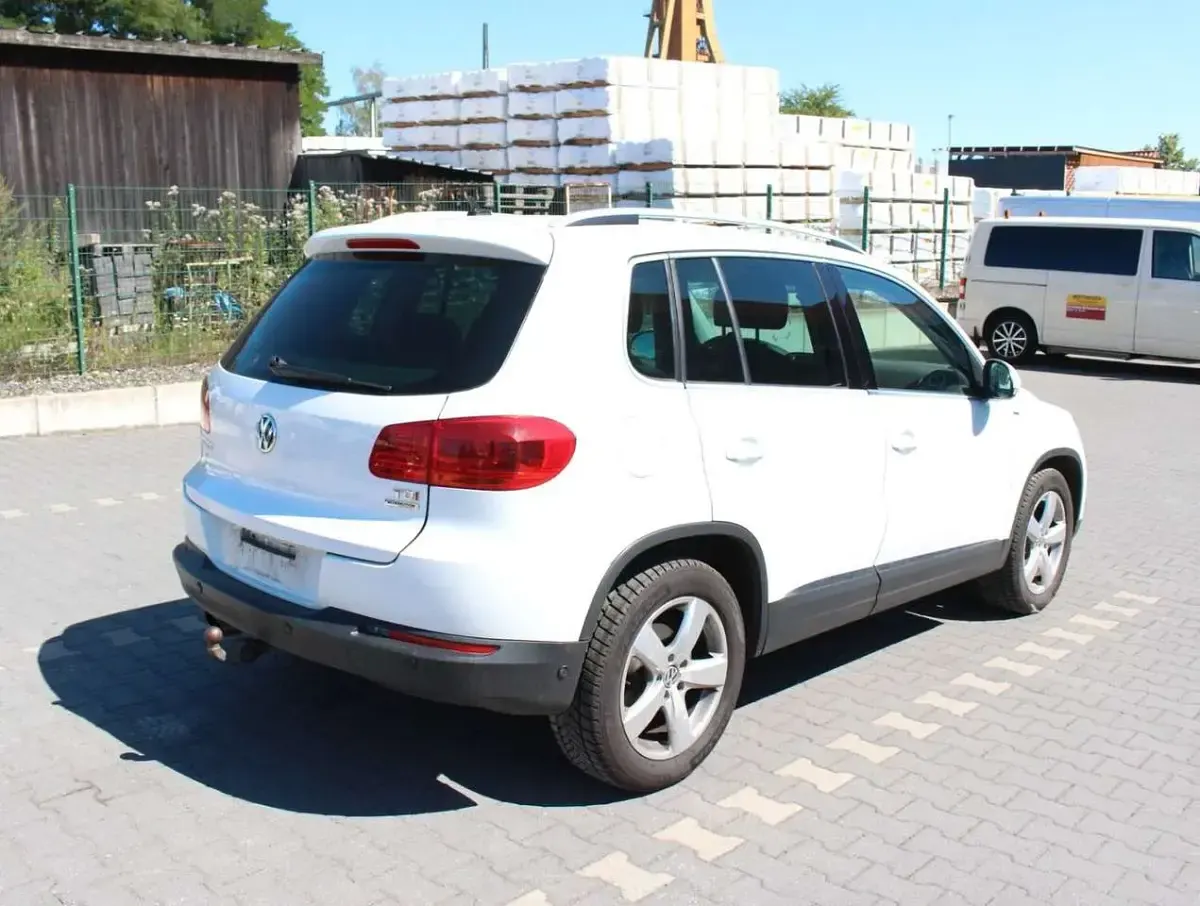Gebraucht VW Tiguan Sportline 110 PS (80 kW) 2014 Weiß SUV
