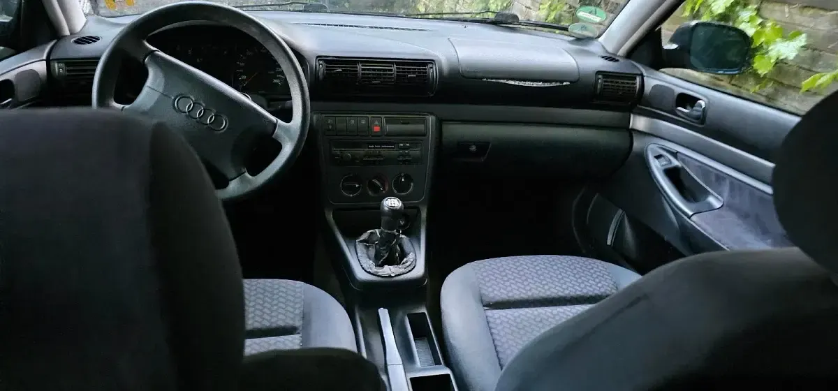 Gebraucht Audi A4 101 PS (74 kW) 1995 Grün Limousine