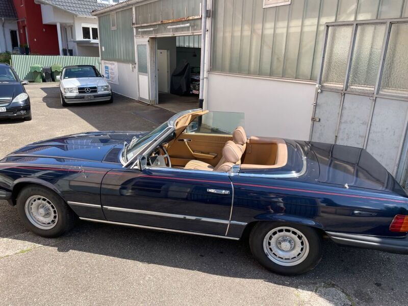Blau Gebraucht 1984 Mercedes SL380 Cabrio | 10.900 € - Bild 1/4