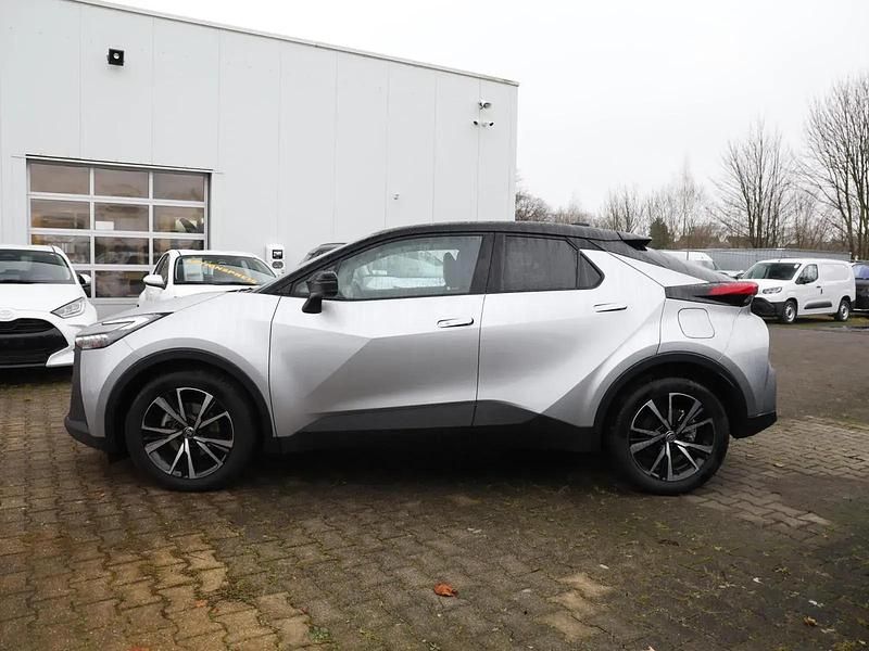 Gebraucht Toyota C-HR 122 PS (89 kW) 2025 Silber SUV