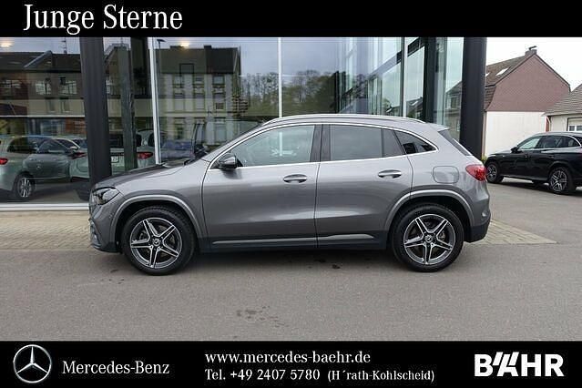 Gebraucht Mercedes GLA250 AMG 163 PS (119 kW) 2023 Lack mountaingrau SUV