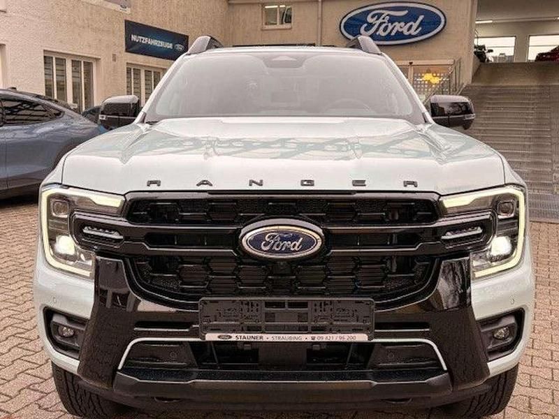 Neu Ford Ranger 279 PS (205 kW) 2026 Chill grey Pickup