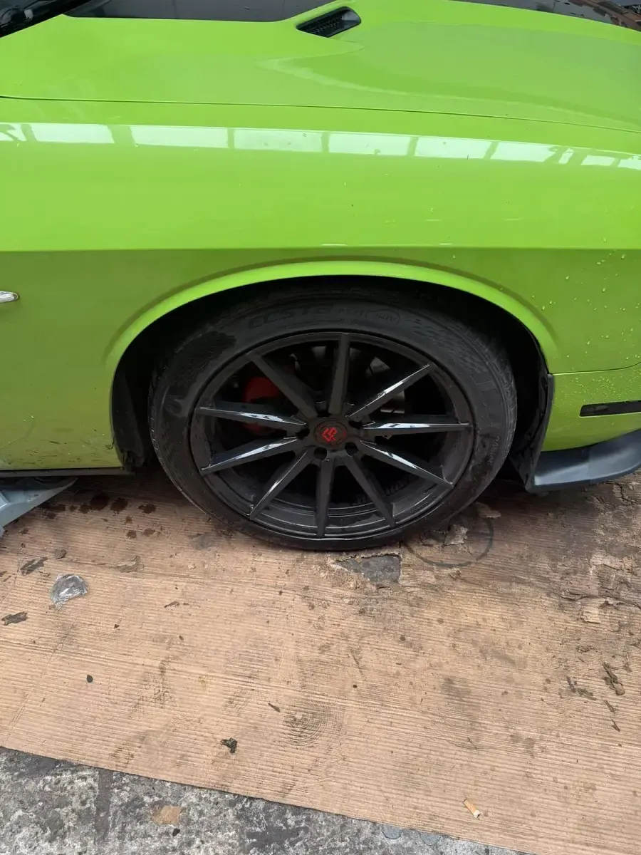 Second-hand Dodge Challenger 309 CP (227 kW) 2013 Coupe